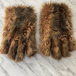 EMPORIO ARMANI Faux Fur Mens Gloves